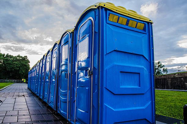 Best Deluxe Portable Toilet Rental  in Cowan, TN